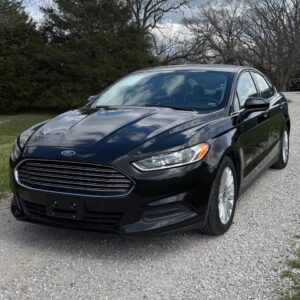 2015 Ford Fusion Hybrid – $6,900